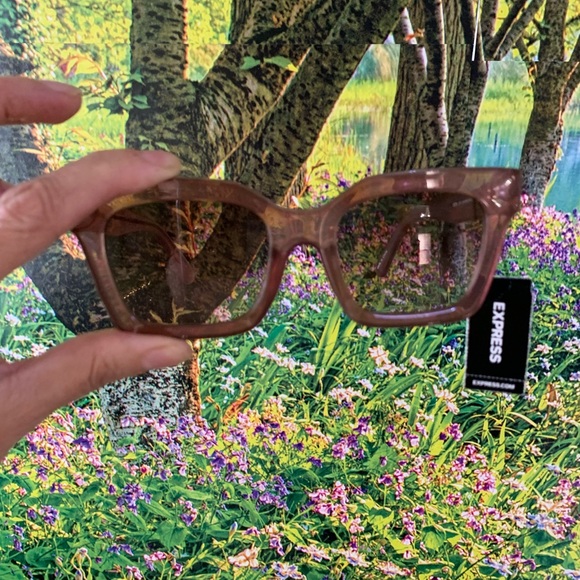 Express Clear Mauve Square Frame Sunglasses main image 16